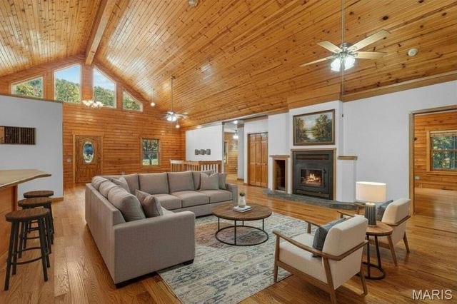 791 Crescent Drive, Hollister, MO 65672