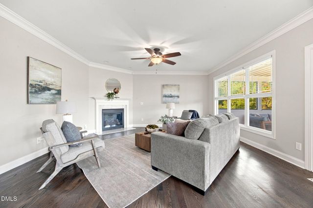 805 Greystone Crest Way, Cary, NC 27519