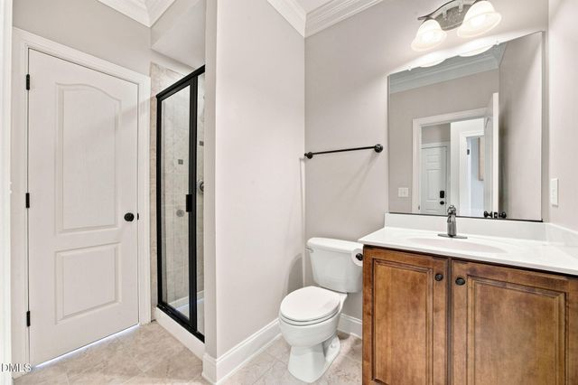 805 Greystone Crest Way, Cary, NC 27519