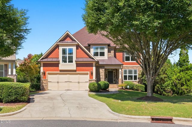 805 Greystone Crest Way, Cary, NC 27519