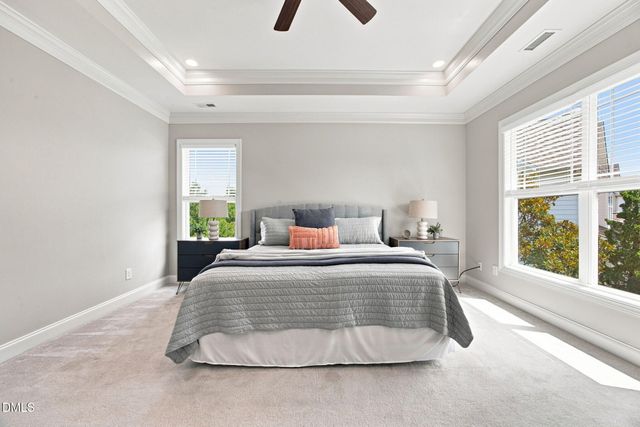 805 Greystone Crest Way, Cary, NC 27519