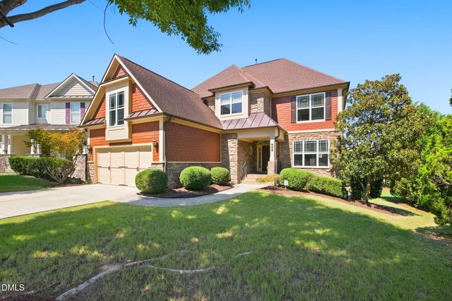 805 Greystone Crest Way, Cary, NC 27519