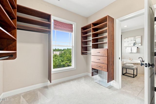 805 Greystone Crest Way, Cary, NC 27519