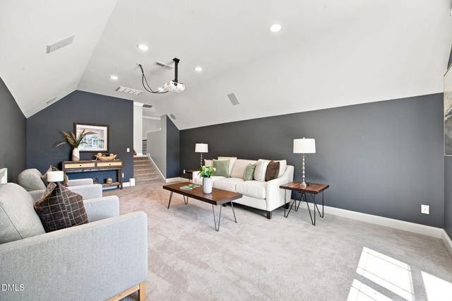 805 Greystone Crest Way, Cary, NC 27519