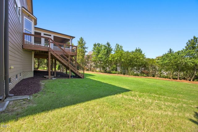 805 Greystone Crest Way, Cary, NC 27519