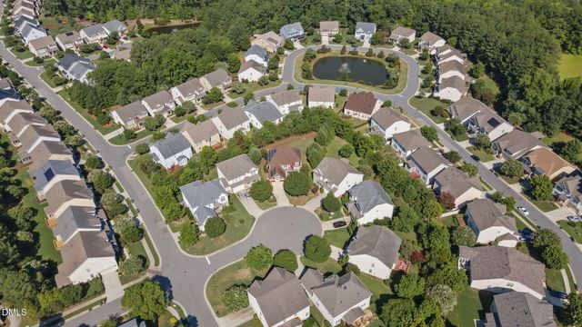 805 Greystone Crest Way, Cary, NC 27519