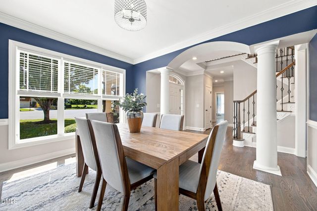 805 Greystone Crest Way, Cary, NC 27519