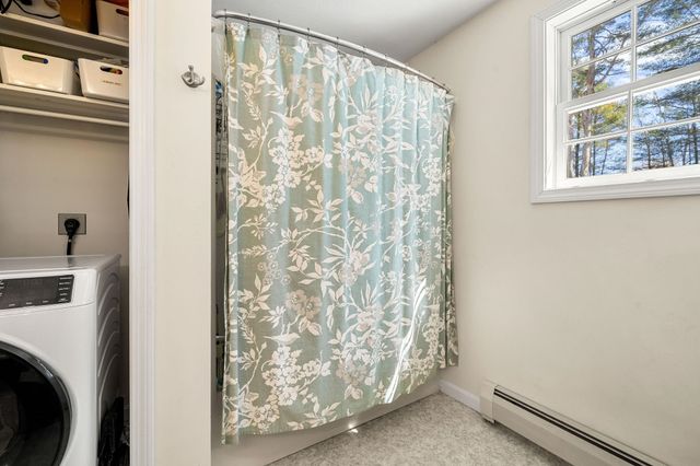 27 Barnes Avenue, Alton, NH 03809