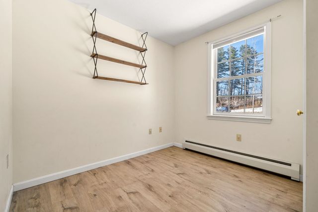 27 Barnes Avenue, Alton, NH 03809