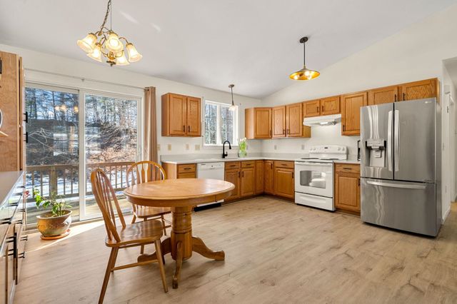 27 Barnes Avenue, Alton, NH 03809