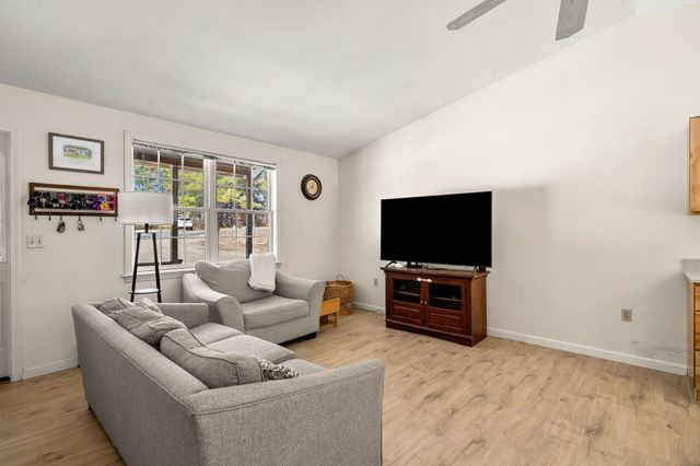 27 Barnes Avenue, Alton, NH 03809