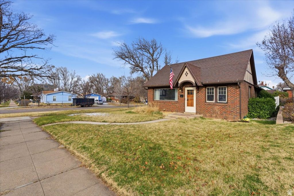 Image 2 of property listing at 1104 23RD ST, Ogden, UT 84401