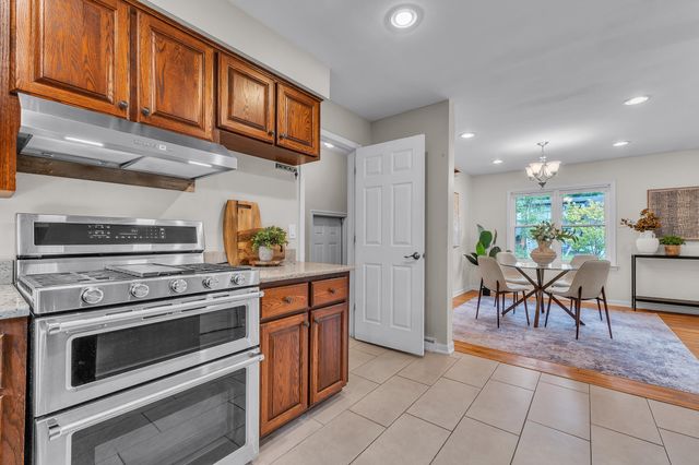 1601 Peach Street, Ann Arbor, MI 48105