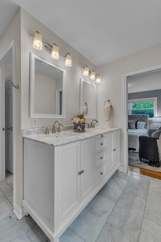 1601 Peach Street, Ann Arbor, MI 48105