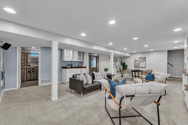1601 Peach Street, Ann Arbor, MI 48105