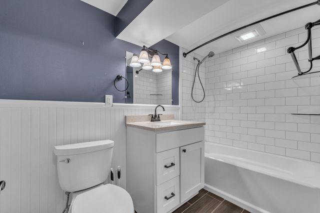 1601 Peach Street, Ann Arbor, MI 48105