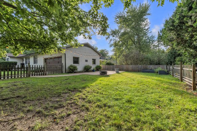 1601 Peach Street, Ann Arbor, MI 48105