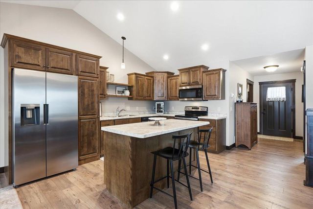 6362 Wilder Lane, Eau Claire, WI 54703