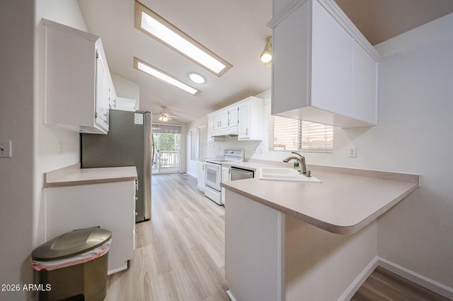 3901 E PINNACLE PEAK Road 270, Phoenix, AZ 85050