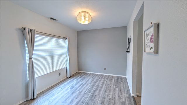 1052 Breeders Cup Drive, Fort Worth, TX 76179