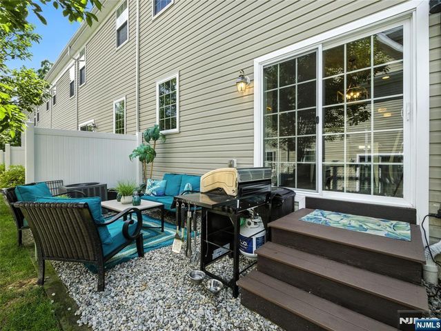 1 Burdett Court, Verona, NJ 07044