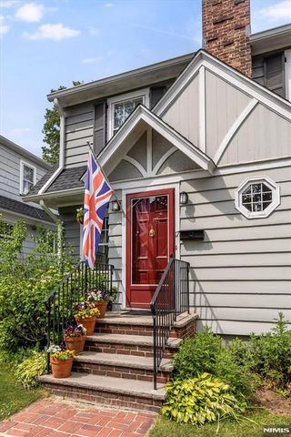 17 Madison Street, Glen Ridge, NJ 07028
