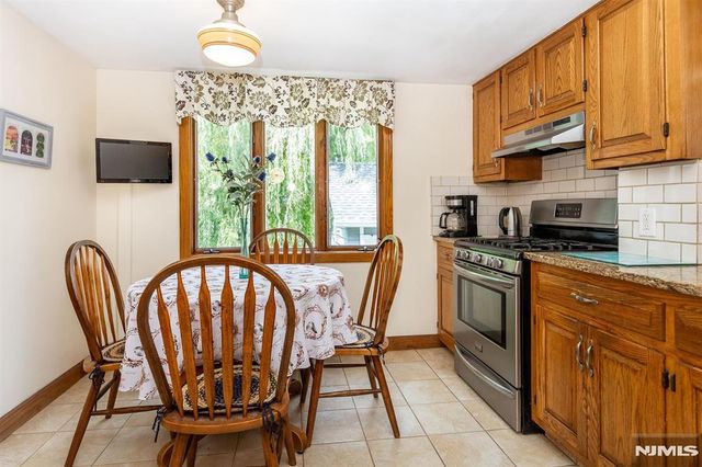 17 Madison Street, Glen Ridge, NJ 07028