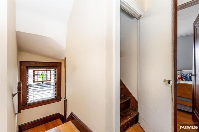 17 Madison Street, Glen Ridge, NJ 07028