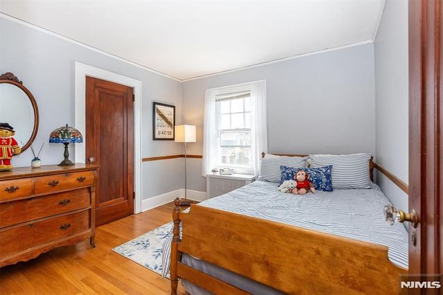 17 Madison Street, Glen Ridge, NJ 07028