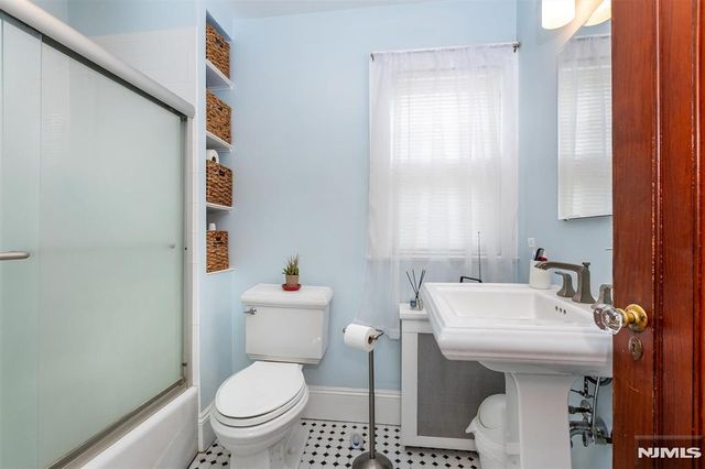 17 Madison Street, Glen Ridge, NJ 07028