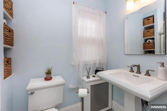 17 Madison Street, Glen Ridge, NJ 07028