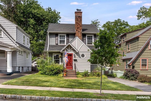 17 Madison Street, Glen Ridge, NJ 07028