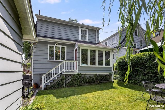 17 Madison Street, Glen Ridge, NJ 07028