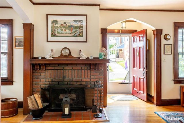 17 Madison Street, Glen Ridge, NJ 07028
