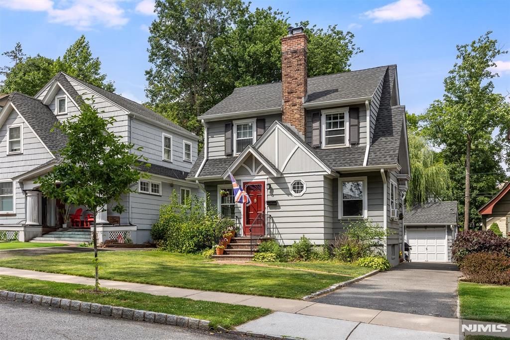 17 Madison Street, Glen Ridge, NJ 07028