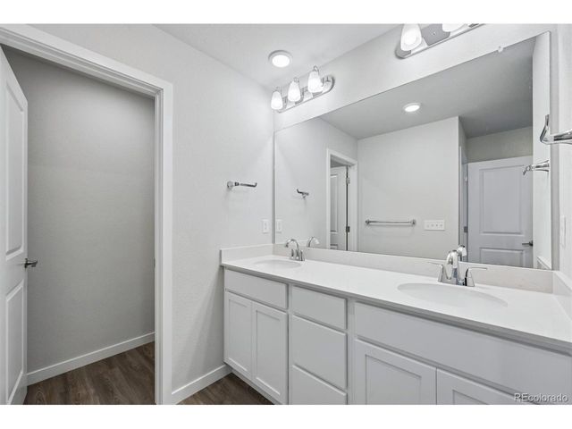 5732 N Indigo Rose St, Aurora, CO 80019