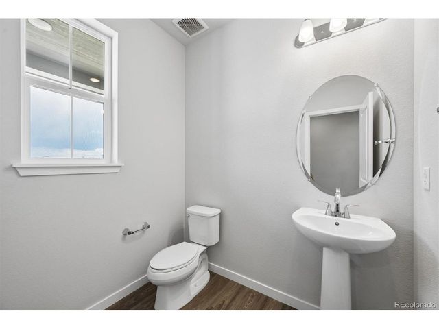 5732 N Indigo Rose St, Aurora, CO 80019