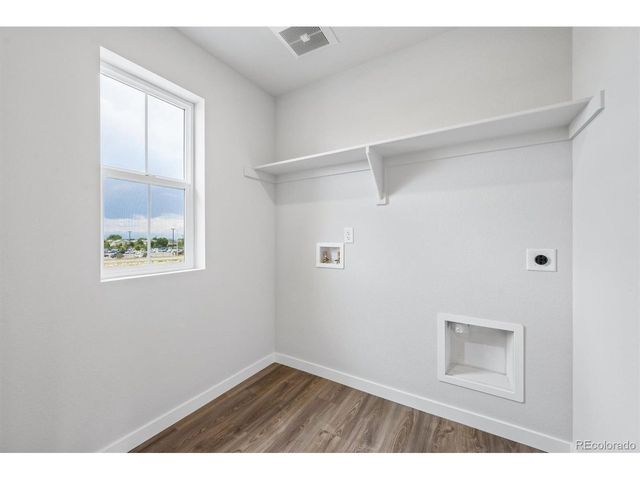 5732 N Indigo Rose St, Aurora, CO 80019