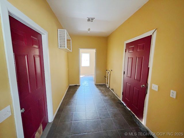 21253 S 530 Road, Tahlequah, OK 74464