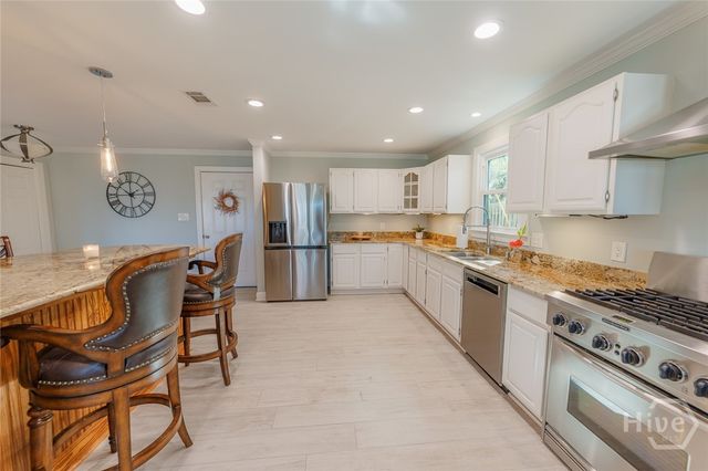 27 Falligant Avenue, Savannah, GA 31410