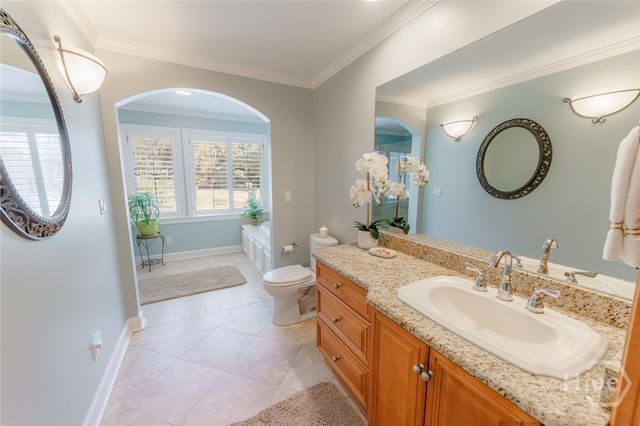 27 Falligant Avenue, Savannah, GA 31410