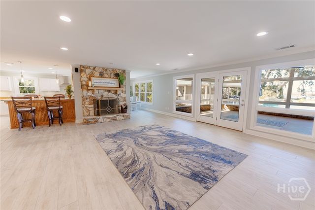 27 Falligant Avenue, Savannah, GA 31410