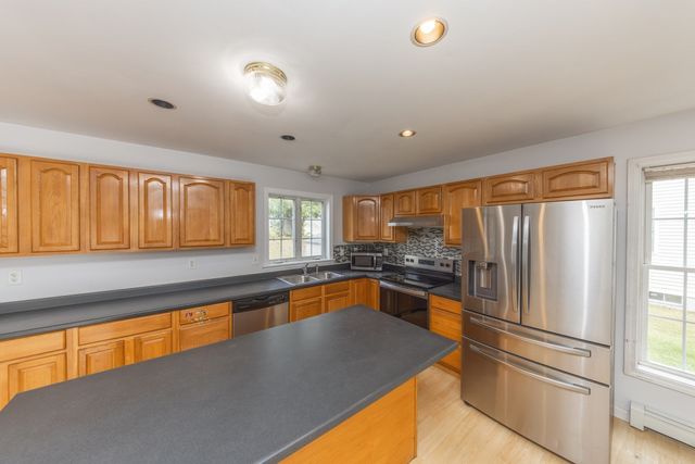 18-A Kennebec Street, Worcester, MA 01606