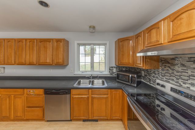 18-A Kennebec Street, Worcester, MA 01606