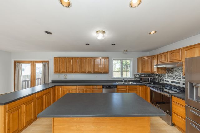 18-A Kennebec Street, Worcester, MA 01606