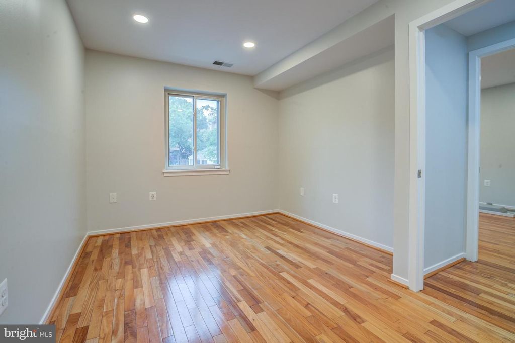 506 S CHARLES ST #R92, Baltimore, MD 21201