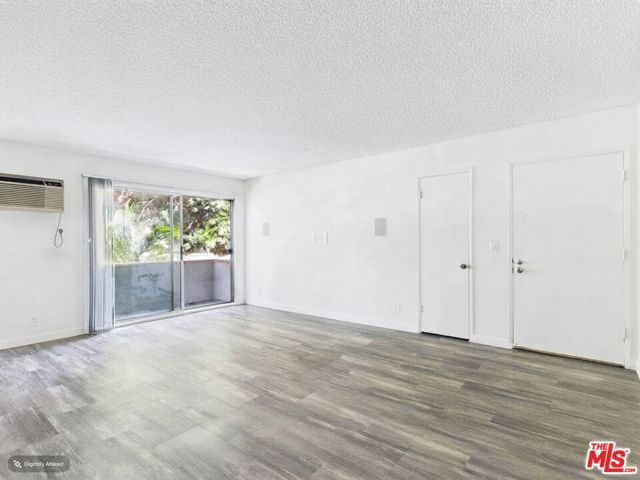 11825 National Blvd 6, Los Angeles, CA 90064