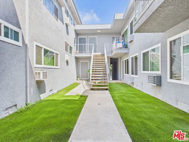 11825 National Blvd 6, Los Angeles, CA 90064