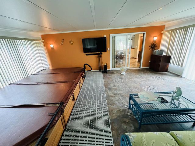 8815 S Castle COURT, Franklin, WI 53132