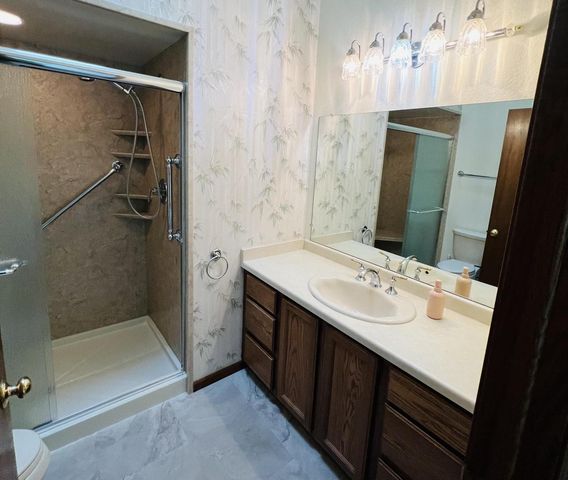 8815 S Castle COURT, Franklin, WI 53132